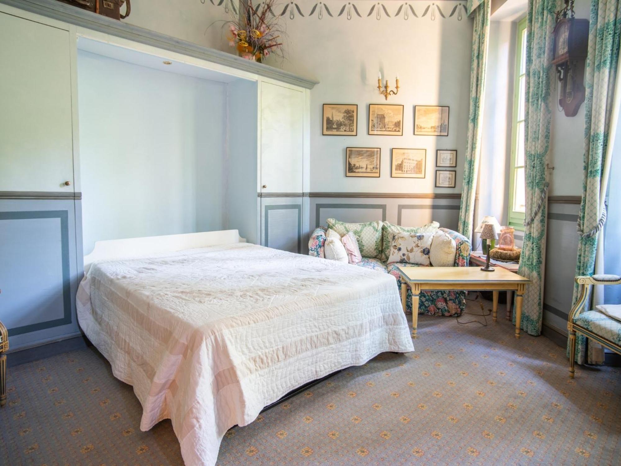 Cozy Apartment With Swimming Pool Terrace Garden Parking Монбрен-ле-Бен Экстерьер фото
