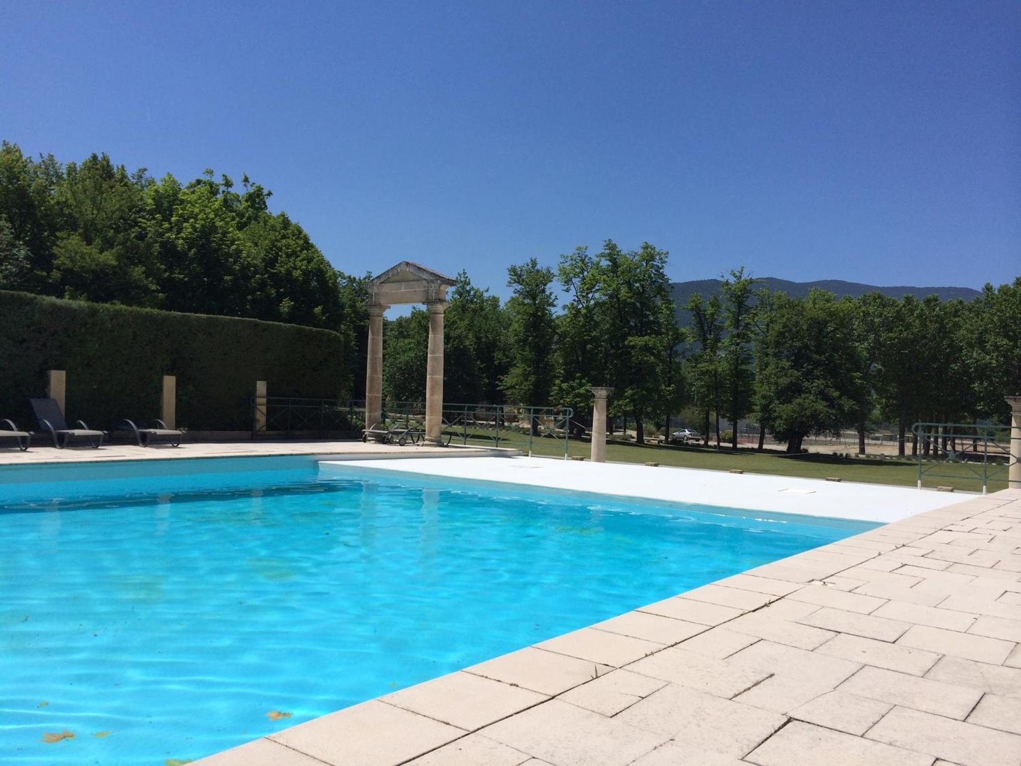 Cozy Apartment With Swimming Pool Terrace Garden Parking Монбрен-ле-Бен Экстерьер фото